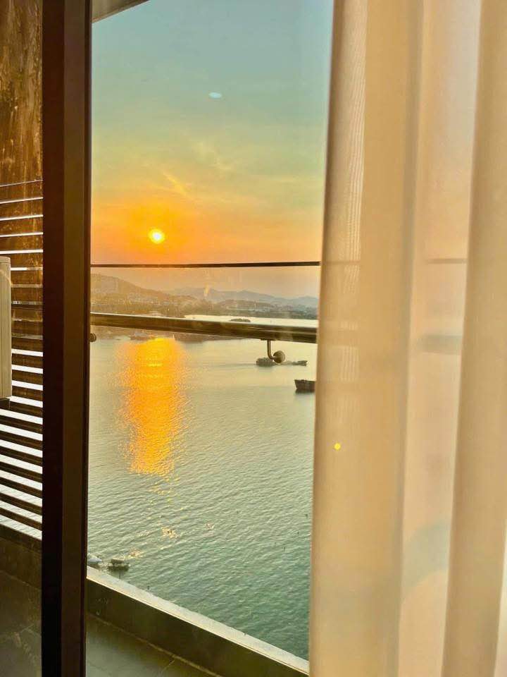 Căn hộ 2PN Bãi Cháy 66m² giá 3.05 tỷ - View trực diện biển đẹp mắt!
