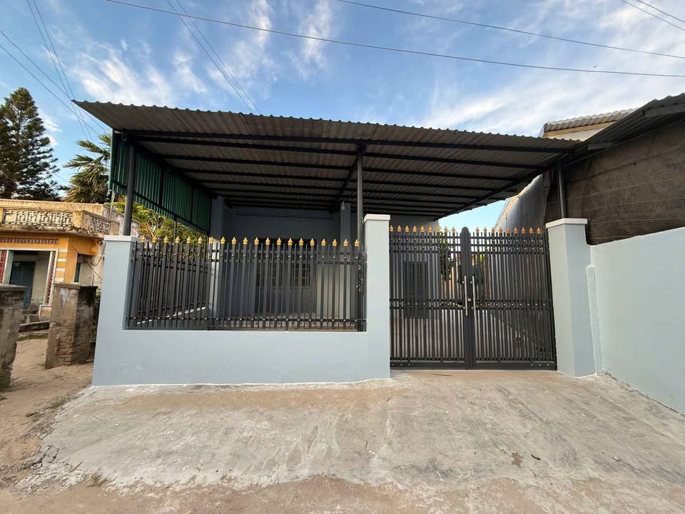 Nhà nguyên căn An Thạnh 236m² giá 3.8 triệu - Gần chợ và cầu Ngăn Mặn!