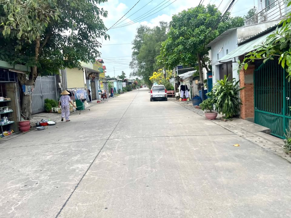 Đất thổ cư Củ Chi 120m² giá thỏa thuận - Đối diện trường học, gần chợ!