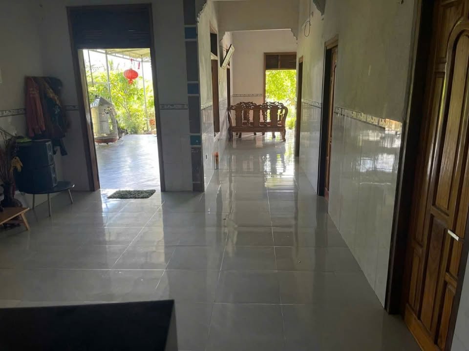 Nhà đẹp Xuân Sơn 345m² giá chỉ 700 triệu - Cơ hội sở hữu ngay!