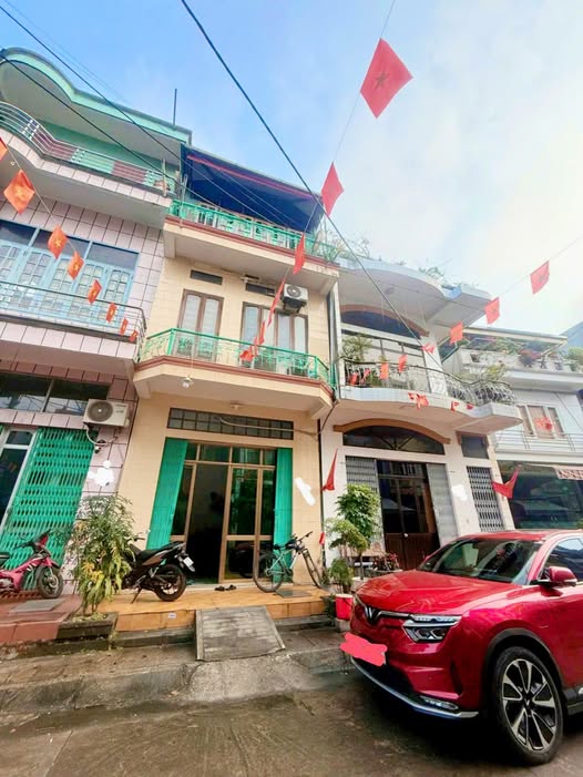 Nhà 3 tầng Phường Cửa Ông 50m² giá 2.2 tỷ - Chính chủ, thương lượng nhẹ!