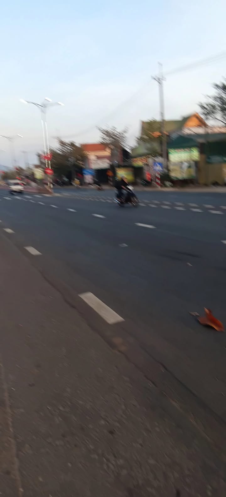 Bán nhà mặt tiền Quốc lộ 14A, Thị trấn Đức An, 147m² - Khu dân cư sầm uất!