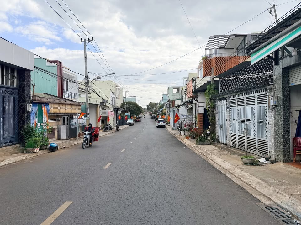 Đất mặt tiền Sư Vạn Hạnh, Pleiku 400m² giá 7.5 tỷ - Cơ hội đầu tư hiếm có!