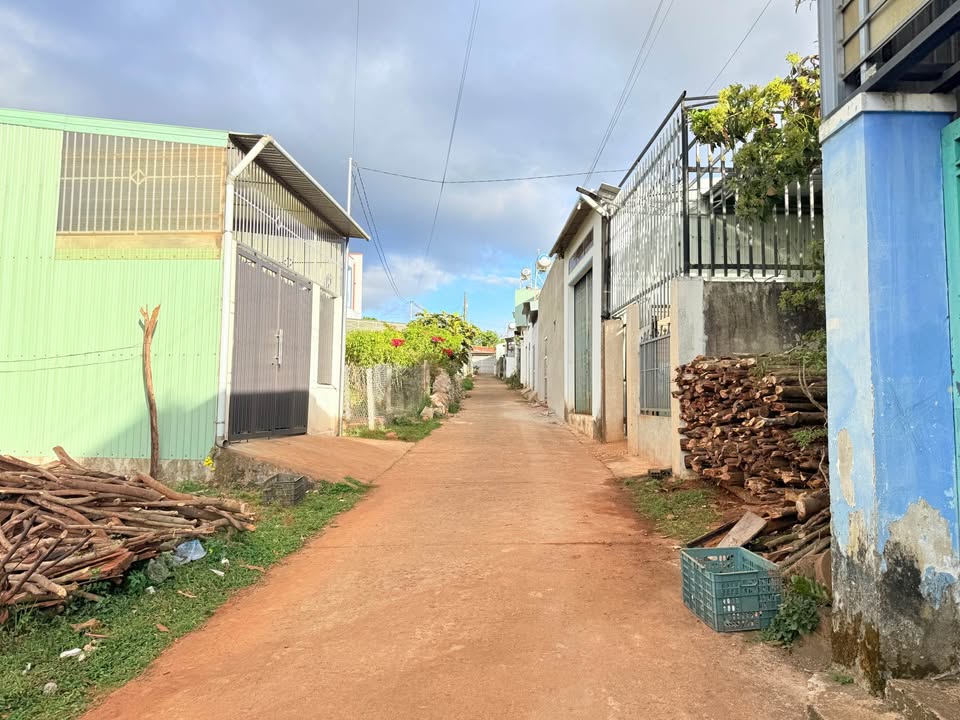 Đất thổ cư Hẻm 144 Ngô Gia Khảm 200m² giá 2.3 tỷ - Hẻm ô tô thông thoáng!