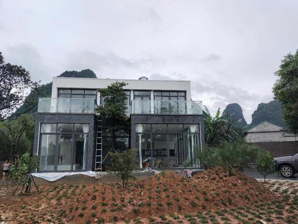 Nhà vườn mới xây tại Thôn Dẻ Cau, Lương Sơn, 700m² giá 5 tỷ - Không còn mảnh thứ hai!