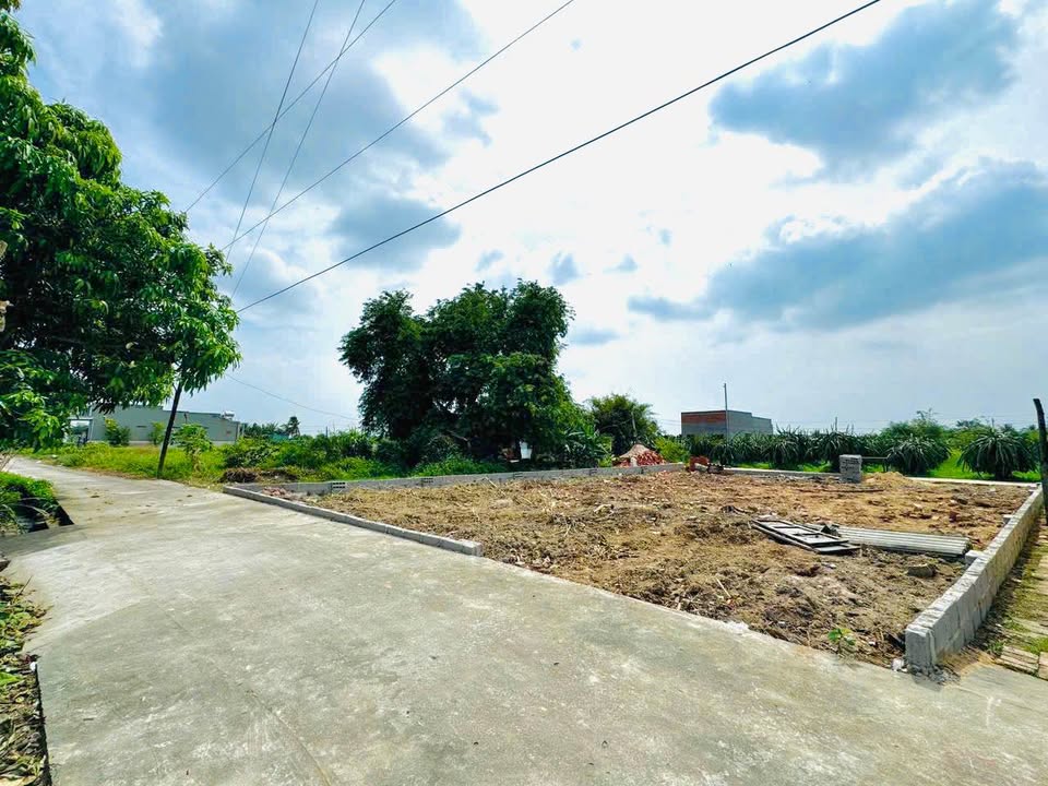 Lô đất đẹp 244m² tại phường Bình Thuận, giá chỉ 1.25 tỷ - Sổ hồng sẵn!