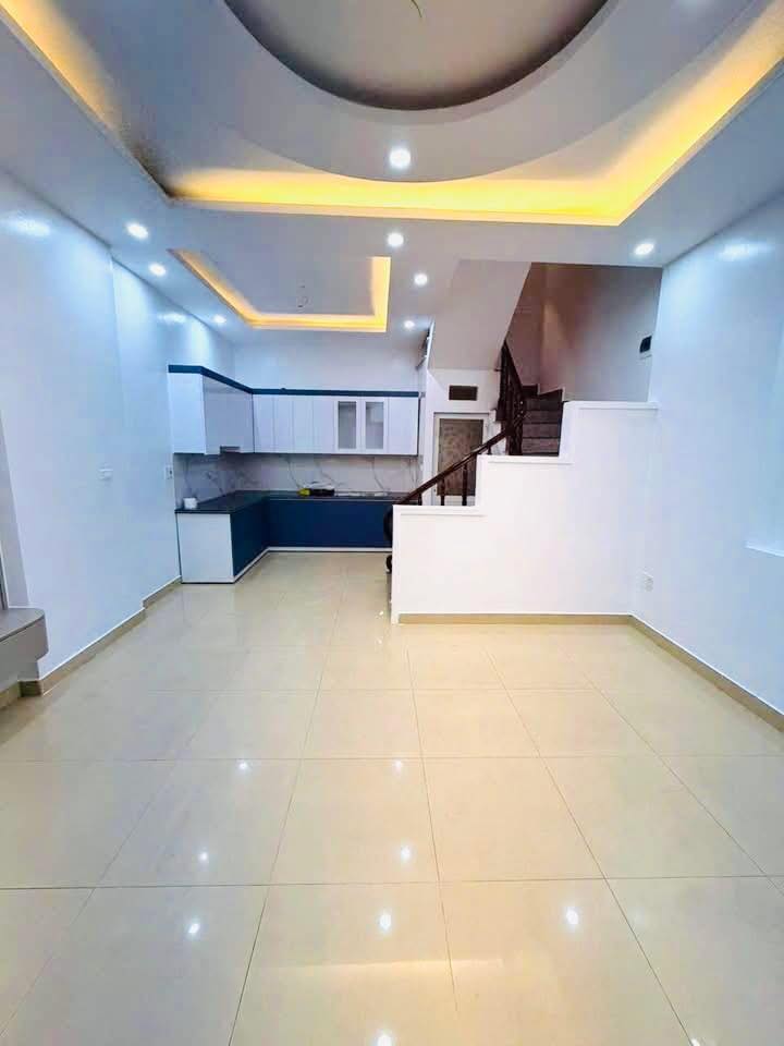 Nhà 4 tầng Ngõ 170 Thiên Lôi, 40m² giá 2,98 tỷ - Chính chủ bán gấp!