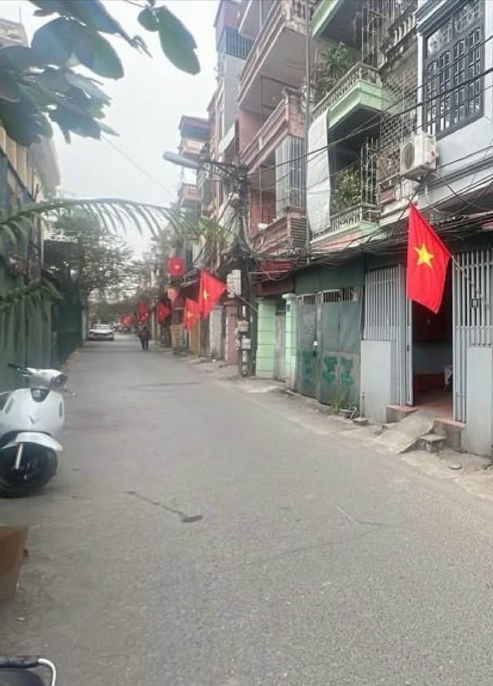 Nhà phố Ngô Thì Nhậm, Hà Đông 45m² giá 11.2 tỷ - Vị trí trung tâm, ô tô tránh nhau!