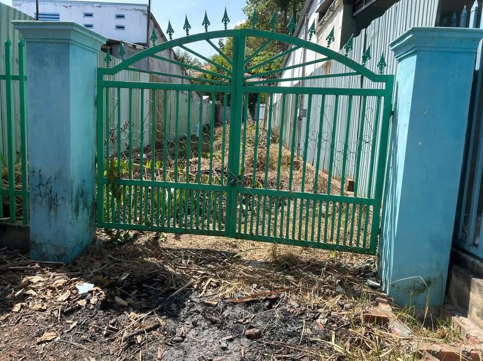 Đất nền chính chủ Tân Uyên 180m² giá 1.7 tỷ - Vị trí đắc địa, thuận tiện!