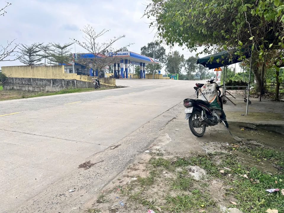 Mặt tiền kinh doanh Võ Chí Công, 100m² giá 1.3 tỷ - Đầu tư sinh lời ngay!