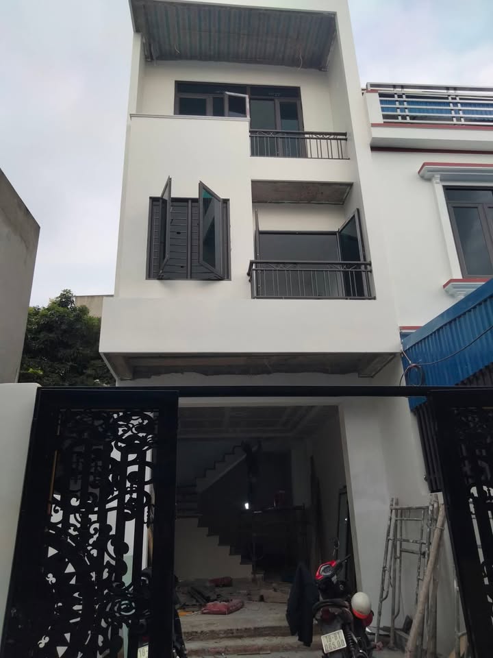 Nhà đẹp Phù Long, Nam Định 58m² giá 3.1 tỷ - Ô tô đỗ trong sân!