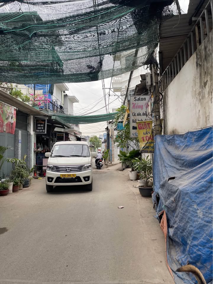 Đất mặt tiền đường nhựa Phú Thuận 99m² giá 8.4 tỷ - Tiềm năng tăng giá cao!