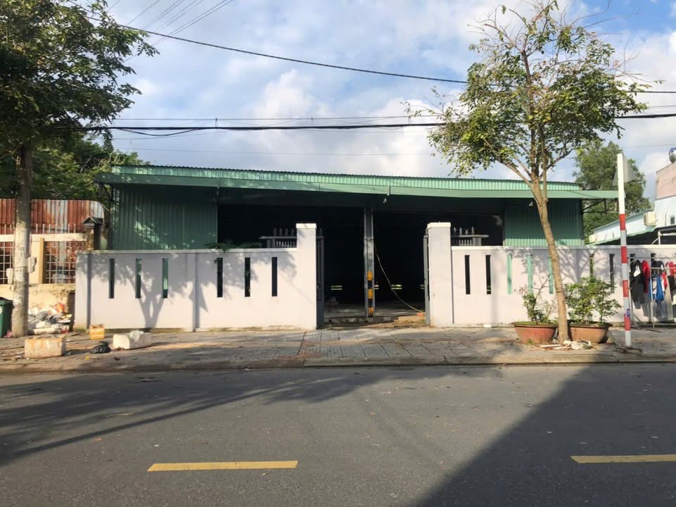 Cho thuê kho xưởng đường Nguyễn An Ninh 300m² giá 12 triệu - Mặt tiền thuận lợi!