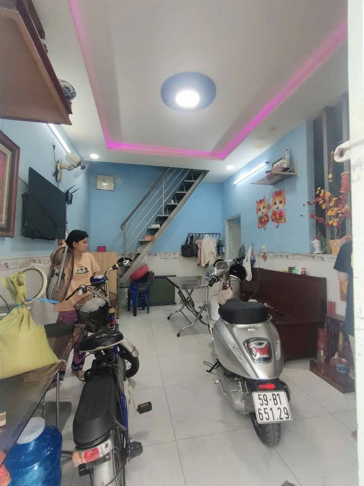 Nhà gác suốt Vĩnh Lộc A 25m² giá chỉ 880 triệu - Sẵn sàng ở ngay!