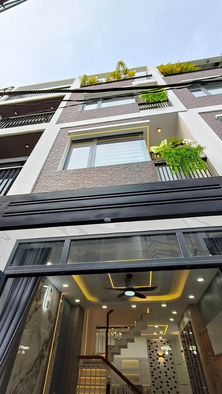 Nhà phố 4 tầng Nguyễn Văn Khối, Gò Vấp 45m² giá 6.35 tỷ - Đầy đủ nội thất, gần công viên