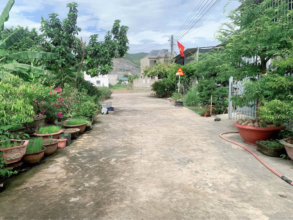 Đất liền kề xã Diên Điền - 200m², giá 1.7 tỷ - Sổ hồng chính chủ!