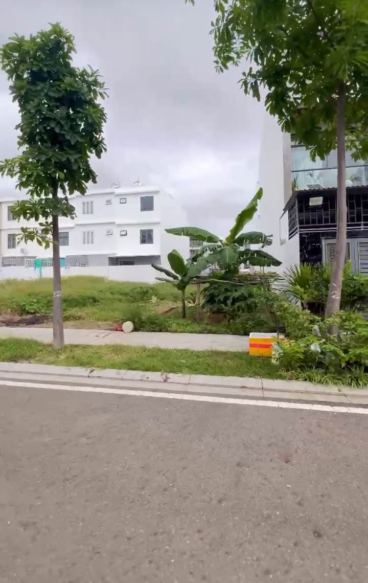 Đất nền Mỹ Gia Gói 7, Nha Trang 100m² giá 5.35 tỷ - Lô sạch đẹp, đường rộng 12m!