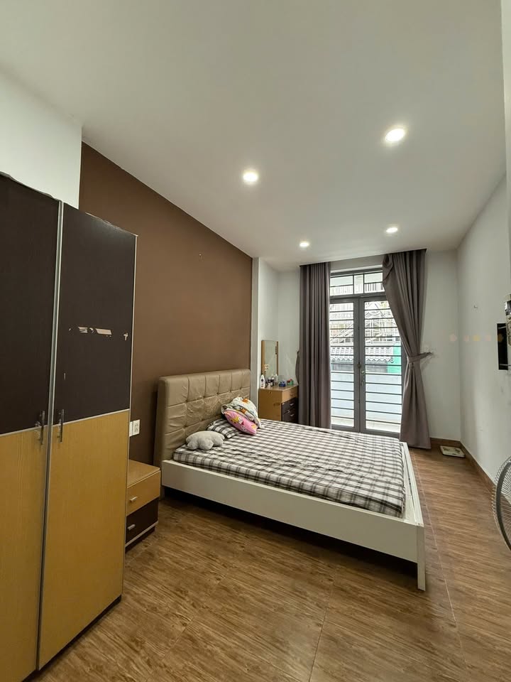 Townhouse Bắc Hải, Quận 10, 50m² giá 10 tỷ - Siêu vị trí, nội thất đầy đủ!