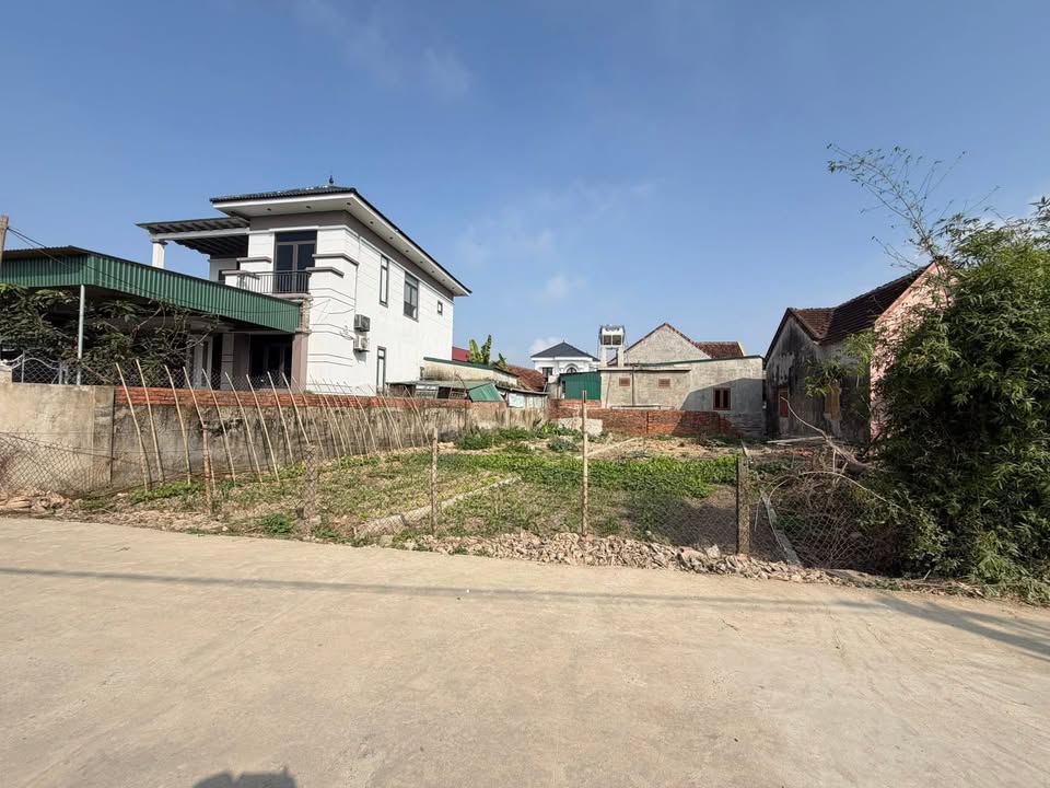 Đất Xóm 5 Hưng Đạo 102m² giá 2.1 tỷ - Vị trí trung tâm, đường thông siêu rộng!