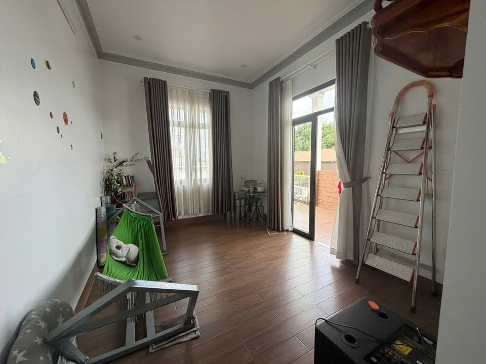 Nhà 1 trệt 1 lầu Phường B'lao 127.8m² giá 3.6 tỷ - Sẵn sàng ở ngay!