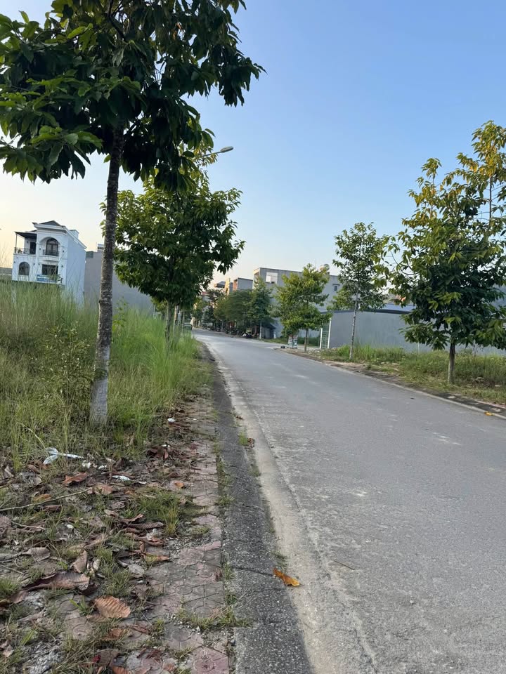 Đất nền Cam Đường Lào Cai 101m² giá 1.9 tỷ - Sẵn sàng giao dịch ngay!