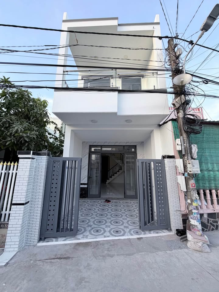 Nhà 2 tầng đường 30/4, Cần Thơ 66m² giá 1.6 tỷ - Gần chợ Trương Công Định!