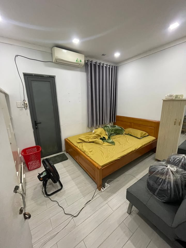 Cho thuê FrontHouse tại Đỗ Xuân Hợp, Quận 9 - Kinh doanh và sinh sống lý tưởng chỉ 9 triệu/tháng!