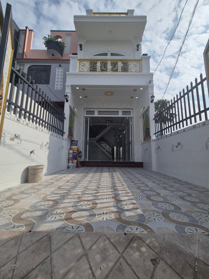 Nhà riêng Cần Giuộc 96m² giá 2.95 tỷ - Sổ hồng riêng, chính chủ!