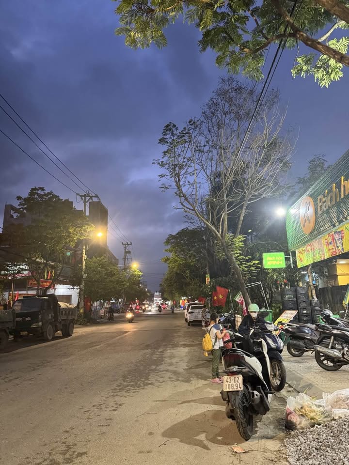 Mặt tiền kinh doanh Đại học Duy Tân 108m² giá 4 tỷ - Đầu tư sinh lời tuyệt vời!