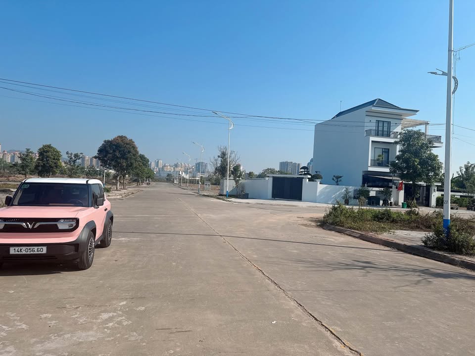 Đất nền đường Đặng Thùy Trâm, 108m² giá 3 tỷ - Sổ đỏ chính chủ, pháp lý đầy đủ!