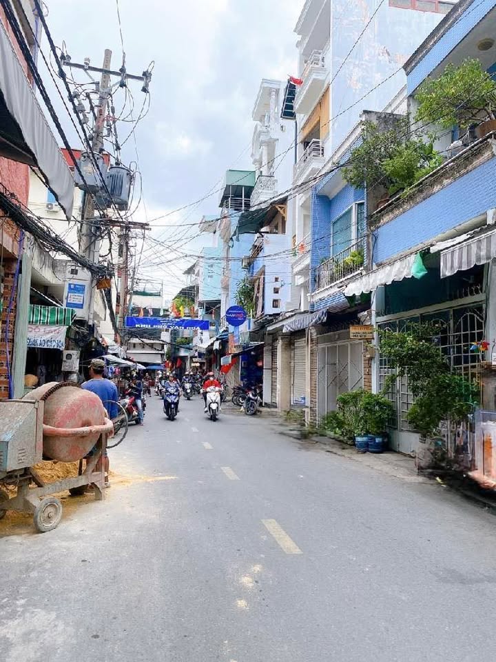 FrontHouse tại Cư xá Bắc Hải, Tân Bình 35m² giá 8.3 tỷ - Mặt tiền kinh doanh sầm uất!