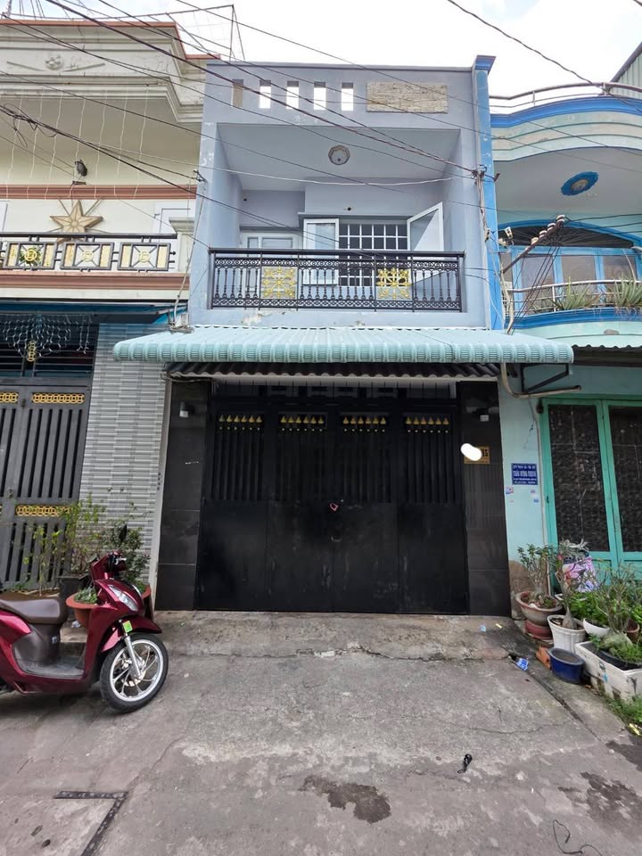 Nhà đẹp hẻm 6m Đất Mới Bình Tân 40m² giá 4.8 tỷ - Hỗ trợ pháp lý đầy đủ!