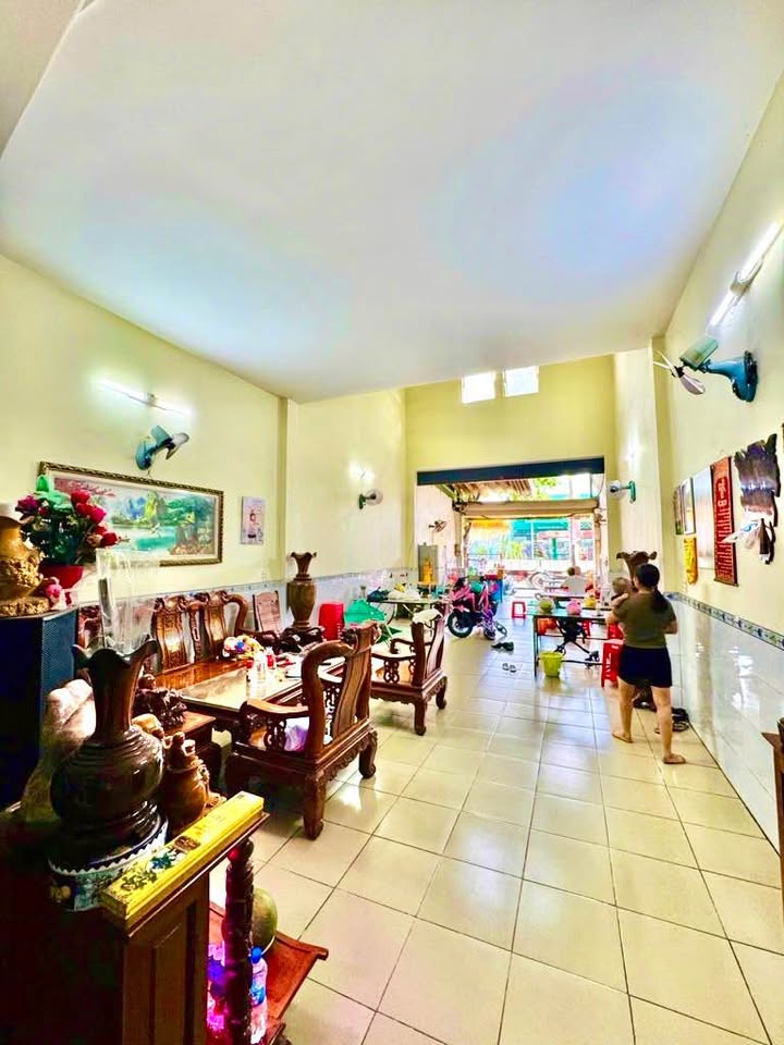 Nhà mặt tiền kinh doanh Quận Bình Tân 150m² giá 9.99 tỷ - Đầu tư sinh lời ngay!