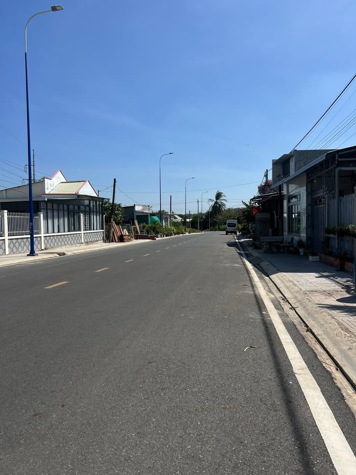 FrontHouse Trần Quốc Thảo, Chơn Thành 50m² giá 1 tỷ - Cơ hội đầu tư hiếm có!