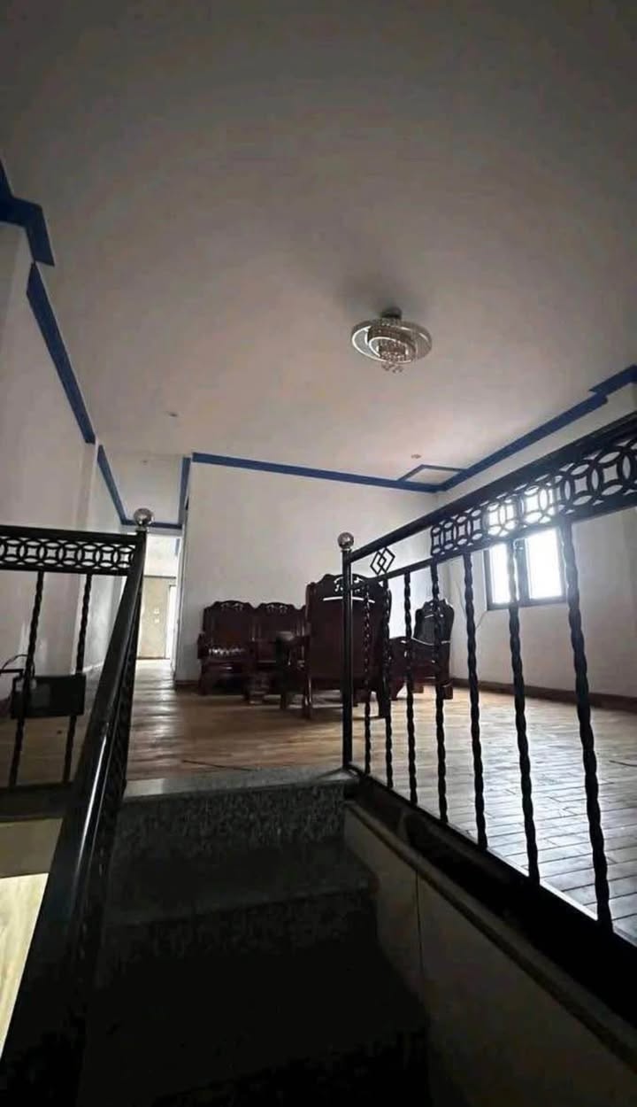 Nhà phố Đường Lê Văn Tám, Thạnh Mỹ, 120m² giá 2.9 tỷ - Nhà đẹp như hình!