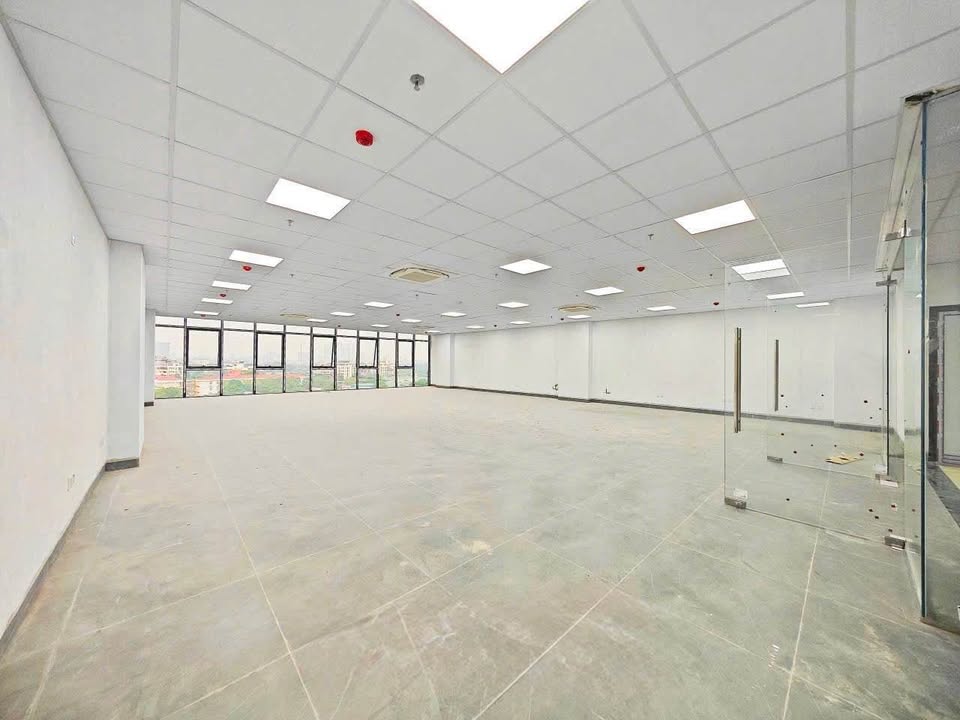 Văn phòng cho thuê tại Vạn Phúc, Hà Đông 170m² giá 35 triệu - Sẵn sàng làm việc!
