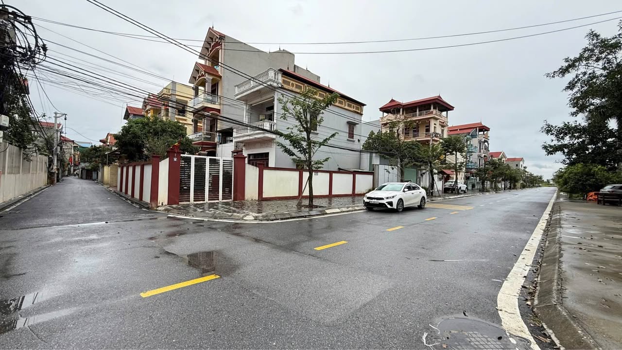 Đất nền 80m² Huyện Sóc Sơn giá 60 tỷ - Vị trí đắc địa, ô tô tới nơi!