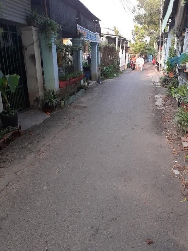 Nhà chính chủ bán tại Thị trấn Hiệp Phước, 150m² giá 2.9 tỷ - Vị trí đắc địa gần KCN Nhơn Trạch!