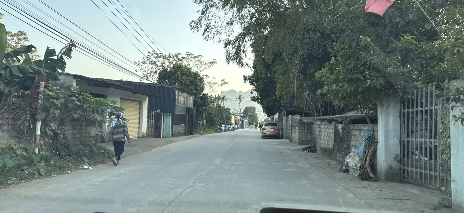 Đất nền kinh doanh xã Liên Sơn 900m² - Mặt tiền trục chính, giá thỏa thuận!