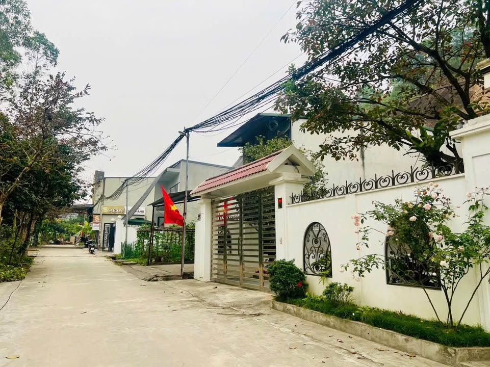 Bán đất 2 Nguyễn Tất Thành, Yên Bình 119m² - Vị trí đắc địa gần trường chuyên!