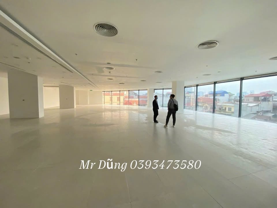 Văn phòng cho thuê 1000m² tại Quận Cầu Giấy - Giá chỉ 289 triệu/tháng!