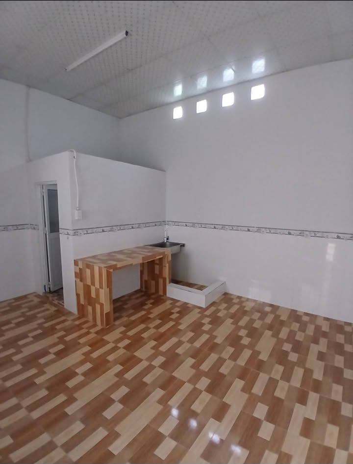 Phòng trọ tại 545C Lộ Vòng Cung, Xã Mỹ Khánh, giá 1.1 triệu - An ninh tốt, không gác