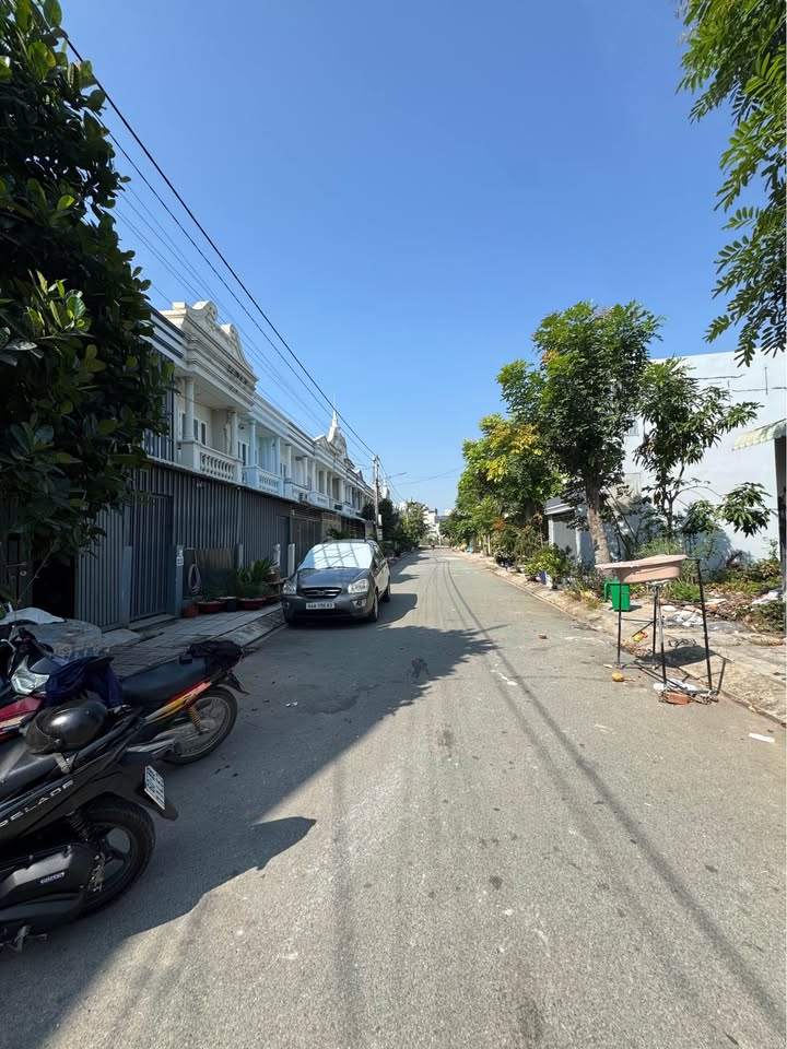 Căn nhà đẹp KDC Cát Tường Phú Sinh 48m² giá 1.38 tỷ - Sổ hồng sang tên ngay!