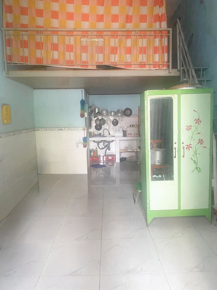 Nhà cho thuê Xã Xuân Thới Đông 32m² giá 3 triệu - Gần chợ và trường học!