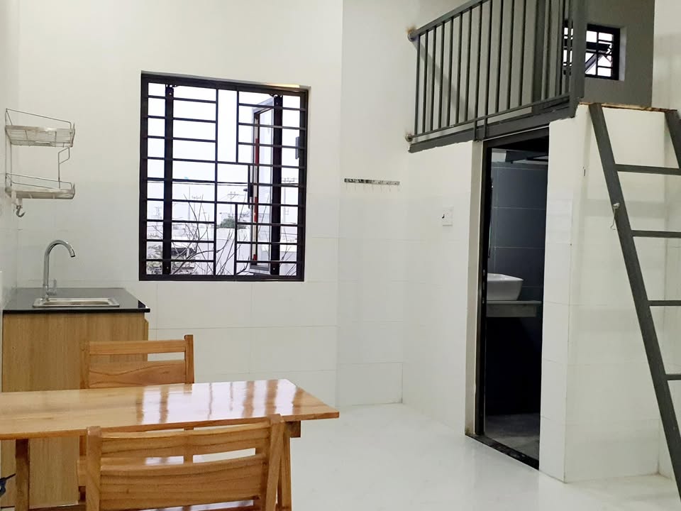 Phòng cho thuê gác lửng quận Ngũ Hành Sơn - Nội thất cơ bản, ưu đãi hấp dẫn!