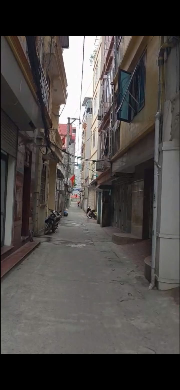 Nhà riêng Cổ Nhuế 40m² giá 6 tỷ - Full nội thất, vào ở ngay!