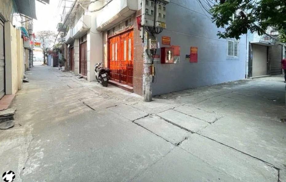 Nhà mặt phố Giải Phóng, Quận Hoàng Mai, 46m² giá 13 tỷ - Kinh doanh đắc địa!