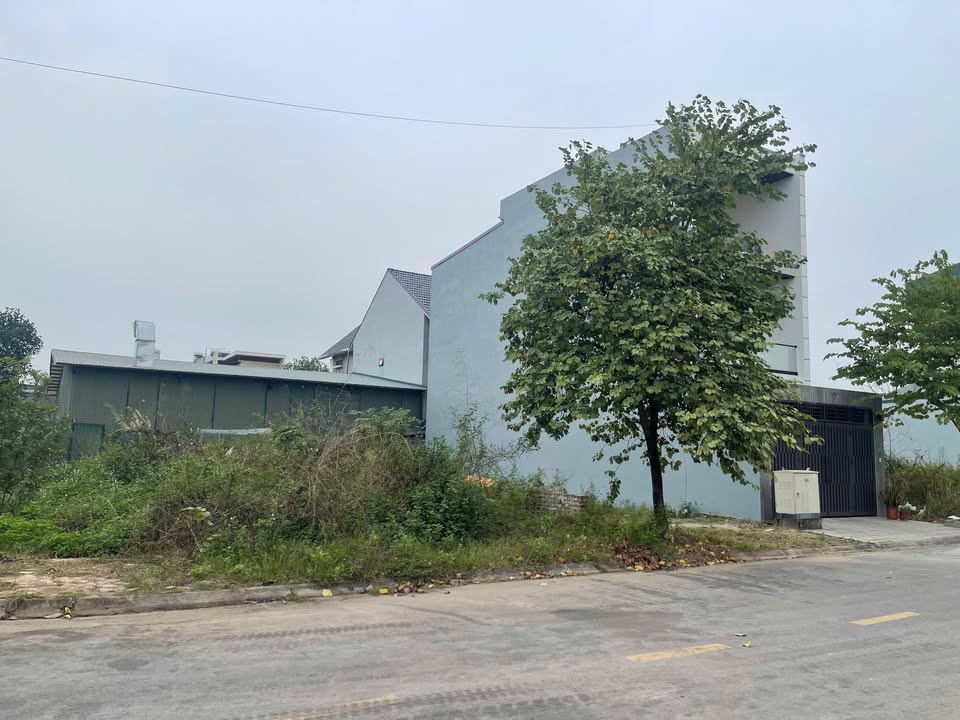 FrontHouse Vũ Thế Lang 140m² giá 6 tỷ - Cơ hội kinh doanh tuyệt vời!