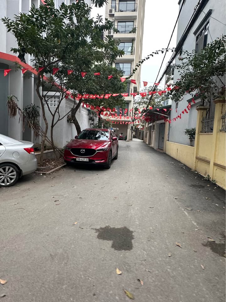 Nhà gần Ciputra, Phú Thượng, 40m² giá 10 tỷ - Ô tô vào tận nhà!