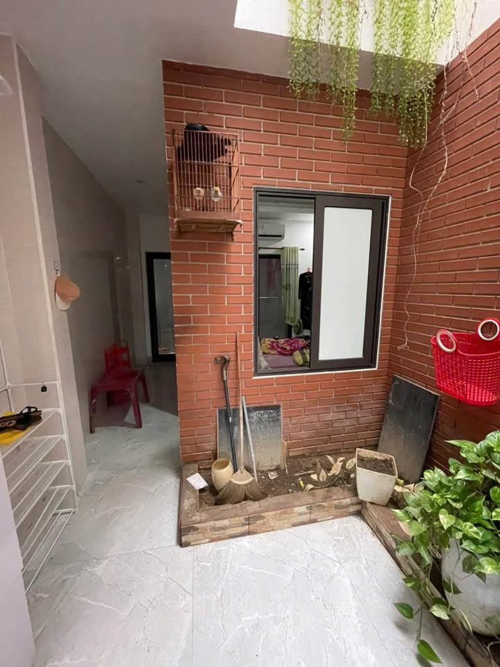 Nhà FrontHouse 263 Bà Triệu, Huế 125m² giá 5 tỷ - Kinh doanh thuận lợi!